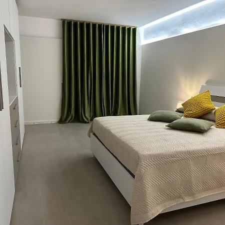 Imbriani 69 Apartment Bari